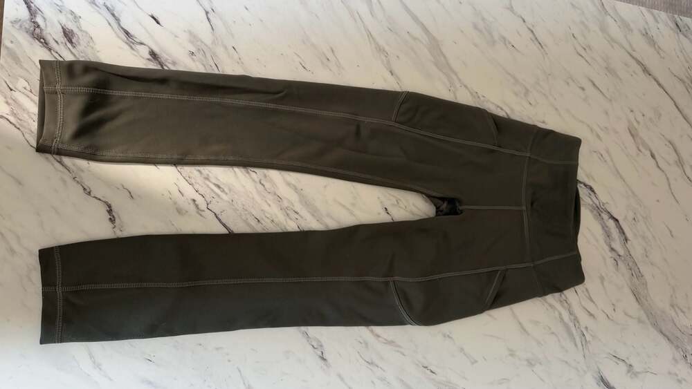 Lululemon Invigorate High-Rise Crop 23" Gray Sage Size 0